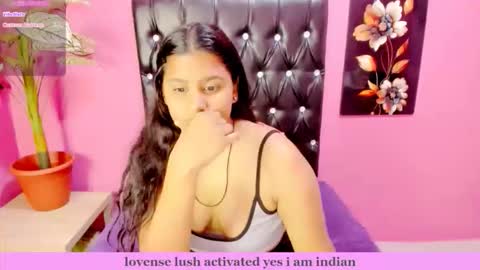 PARADISEQUEEN online show from March 31, 7:36 pm