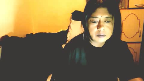 indianpleasures21 online show from March 26, 4:01 pm