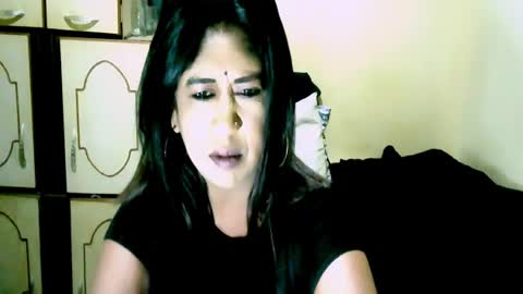 Snapshot of indianpleasures21 chatting on July 26, 11:22 pm indianpleasures21 online show from July 26, 11:22 pm
