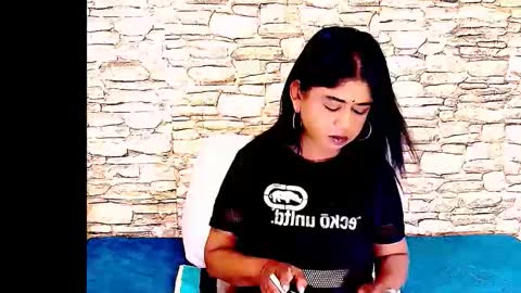 Mika online show from November 11, 6:41 pm