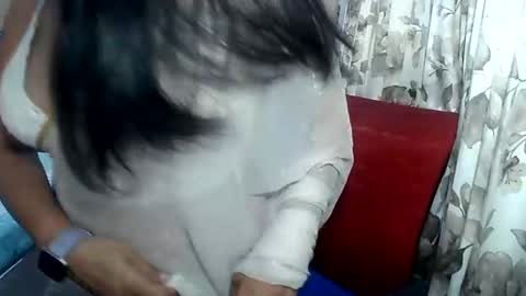 Snapshot of indianrads9 chatting on December 29, 6:27 pm Radha online show from December 29, 6:27 pm