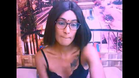 indianrebel4u2luv online show from January 15, 5:45 am