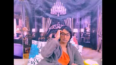 Snapshot of indianrebel4u2luv chatting on June 11, 12:32 am indianrebel4u2luv online show from June 11, 12:32 am