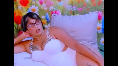 roxy online show from October 14, 6:52 pm