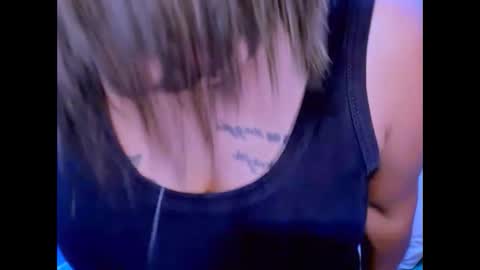 roxy online show from November 15, 8:11 am