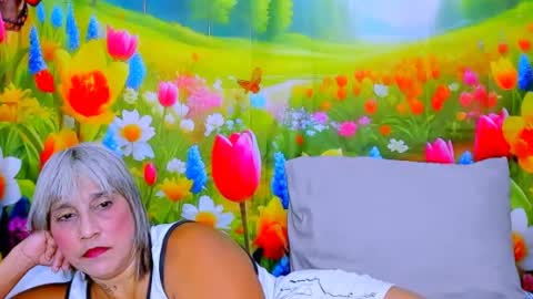 indianroxy27 online show from June 17, 7:22 am