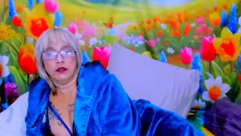indianroxy27 online show from July 7, 7:29 pm