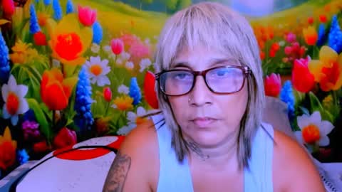 indianroxy27 online show from July 11, 8:00 pm