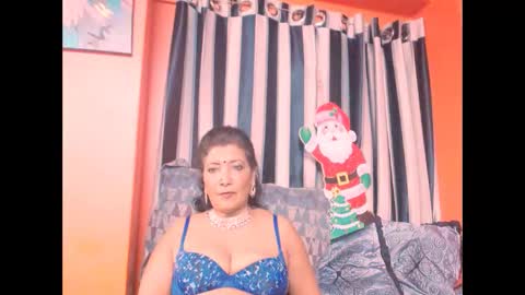 indiansarika65 online show from December 19, 7:18 pm