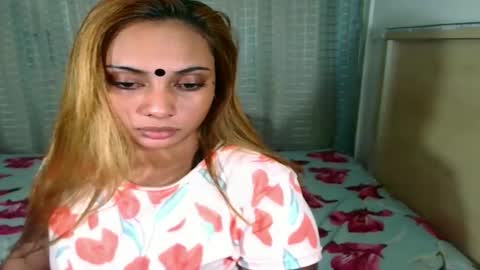Snapshot of indiansecretlove20 chatting on September 16, 1:39 am goddess online show from September 16, 1:39 am