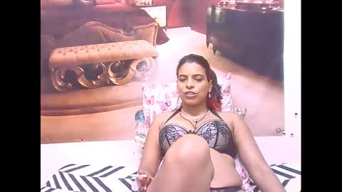 Snapshot of indiansexyass4u2luv chatting on March 3, 6:12 pm indiansexyass4u2luv online show from March 3, 6:12 pm