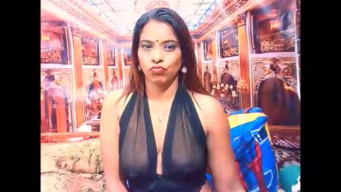 indiansexyass4u2luv online show from November 1, 9:17 pm