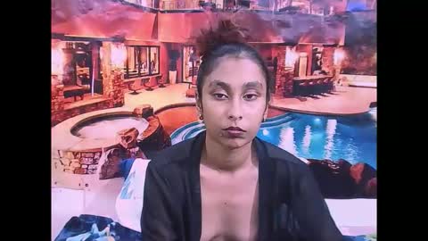 indiansexybutt4u2luv online show from April 18, 7:12 am