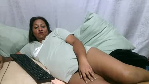 Snapshot of indiansexymilf chatting on July 8, 5:23 am candice online show from July 8, 5:23 am