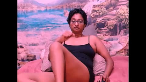 Shreya online show from February 5, 1:37 am