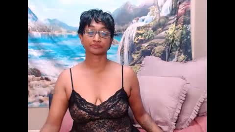Shreya online show from February 24, 1:35 am