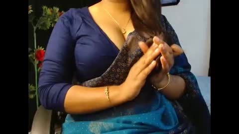 tina online show from April 3, 6:17 pm