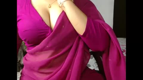 tina online show from April 22, 2:51 pm