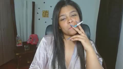 Aleja vallejo online show from September 29, 3:22 am