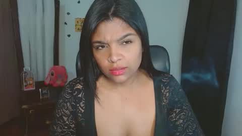 Aleja vallejo online show from October 5, 8:07 pm