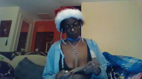 Snapshot of indigo_scorpio chatting on December 21, 6:09 am indigo_scorpio online show from December 21, 6:09 am