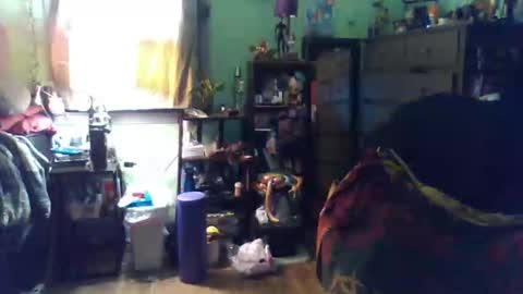 Snapshot of indigo_scorpio chatting on February 25, 2:32 am indigo_scorpio online show from February 25, 2:32 am