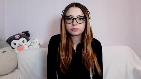 Indigo Elle online show from March 11, 1:26 am