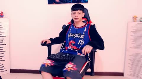 matias online show from April 29, 5:30 pm