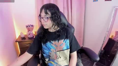 Snapshot of indra_cam chatting on November 12, 3:51 am Diana online show from November 12, 3:51 am