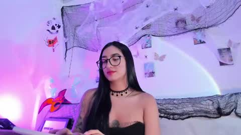 Luna  online show from October 13, 1:16 am