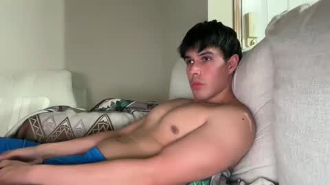 Lucas online show from December 11, 3:02 am