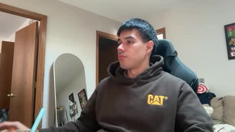 Lucas online show from December 21, 6:04 pm