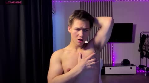 infernolustt online show from March 13, 9:05 am