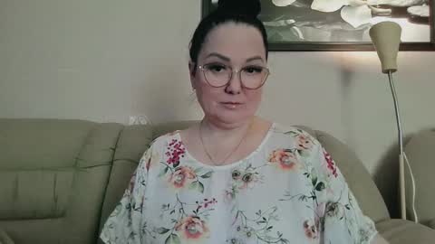 Snapshot of infinity_loveliness chatting on March 9, 8:07 am Infinity online show from March 9, 8:07 am