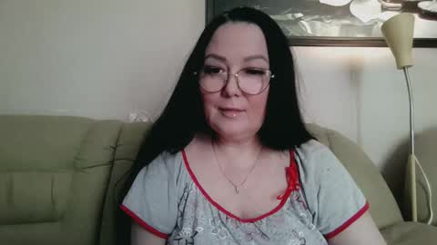 Snapshot of infinity_loveliness chatting on March 14, 7:25 am Infinity online show from March 14, 7:25 am