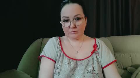 Snapshot of infinity_loveliness chatting on March 15, 9:26 am Infinity online show from March 15, 9:26 am