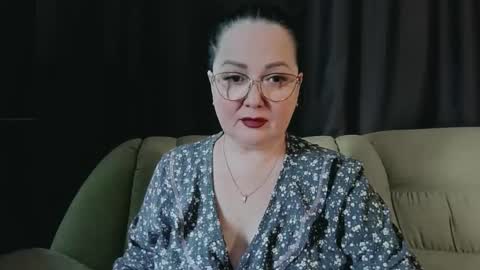 Snapshot of infinity_loveliness chatting on March 20, 9:14 am Infinity online show from March 20, 9:14 am