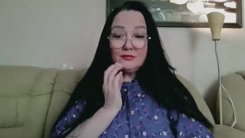 Snapshot of infinity_loveliness chatting on March 21, 8:19 am Infinity online show from March 21, 8:19 am