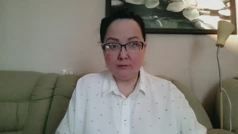 Snapshot of infinity_loveliness chatting on March 28, 11:32 am Infinity online show from March 28, 11:32 am