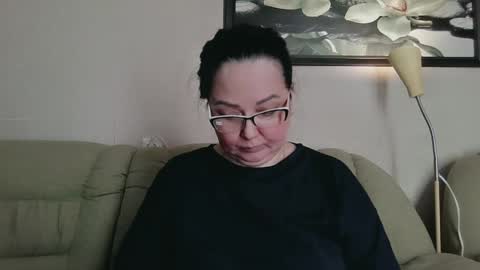 Snapshot of infinity_loveliness chatting on March 31, 7:09 am Infinity online show from March 31, 7:09 am