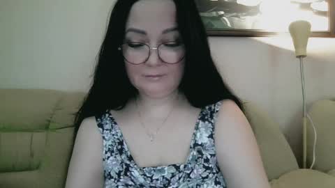 Snapshot of infinity_loveliness chatting on April 7, 7:31 am Infinity online show from April 7, 7:31 am