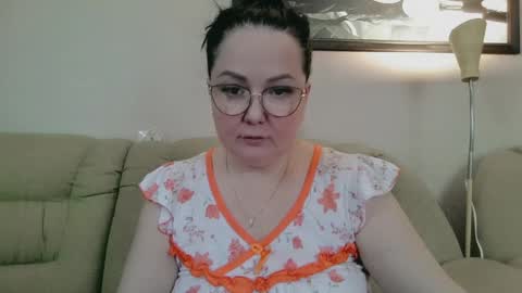 Snapshot of infinity_loveliness chatting on April 11, 7:45 am Infinity online show from April 11, 7:45 am