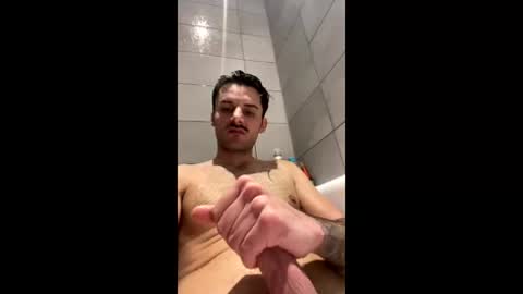 Snapshot of infinityryder chatting on February 28, 10:05 am infinityryder online show from February 28, 10:05 am