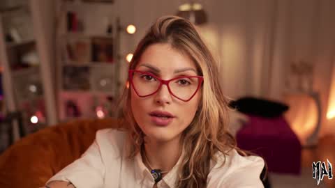 MAL ---  online show from February 25, 11:36 pm