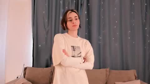 Saya online show from February 3, 9:14 am