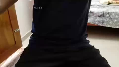 Inglorious Hairy Uncut online show from October 8, 11:08 am