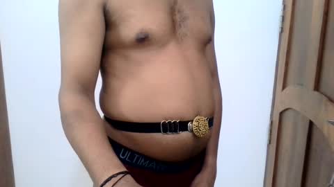 Snapshot of ingloriousuncut chatting on July 21, 6:21 pm Inglorious Hairy Uncut online show from July 21, 6:21 pm