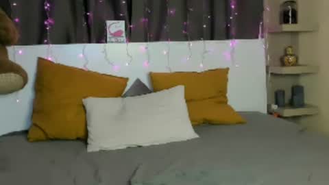 IninityKittyx online show from June 22, 11:35 pm