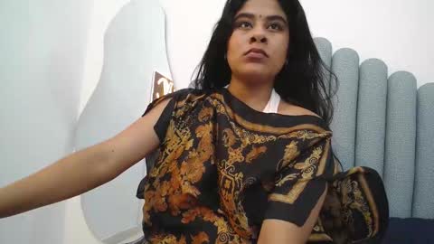 Iniya online show from February 17, 8:58 pm