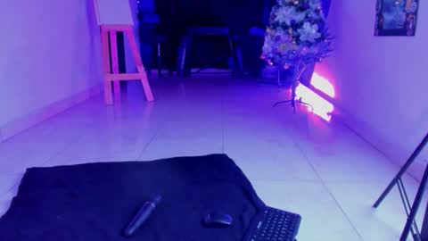 demon online show from December 5, 3:59 am